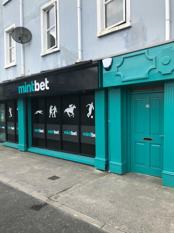 2A Ardaravan Square Buncrana Luaran gambar
